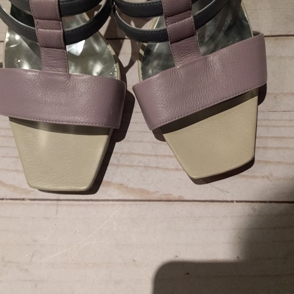 Beautiful sandals by Kenneth Cole 🌸🌸🌸🌸 - Picture 7 of 12